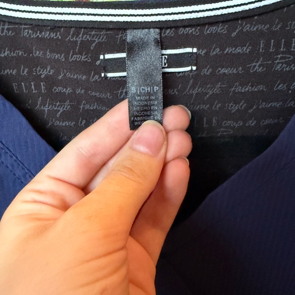 Elle Dark Blue V-Neck Top - Picture 3 of 5